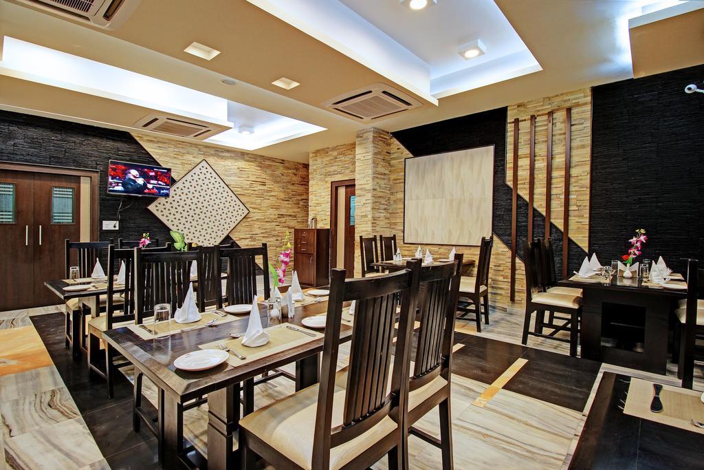 Hotel Nawalgarh Plaza Exterior photo