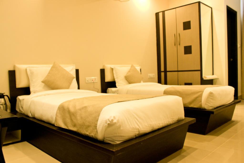 Hotel Nawalgarh Plaza Room photo