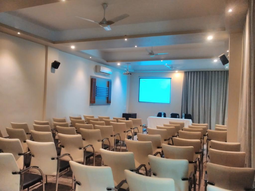 Hotel Nawalgarh Plaza Exterior photo