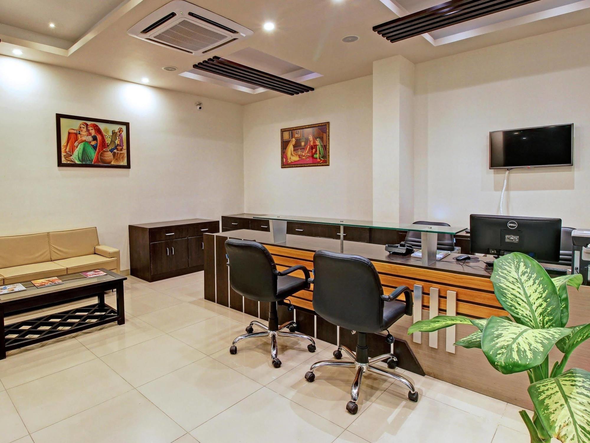 Hotel Nawalgarh Plaza Exterior photo